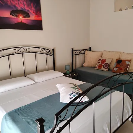 Saggiohome House Апартаменты Неаполь