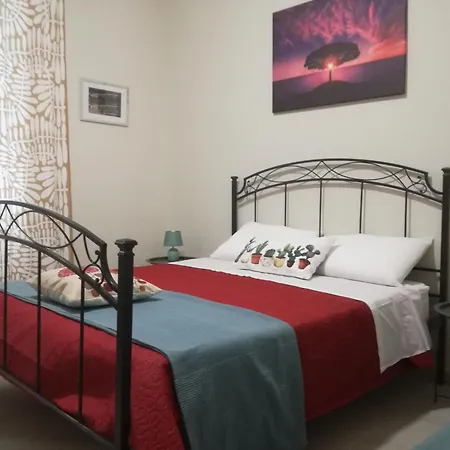 Saggiohome House Neapol